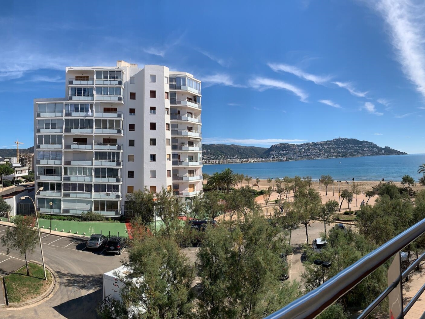 LA BAIE 26