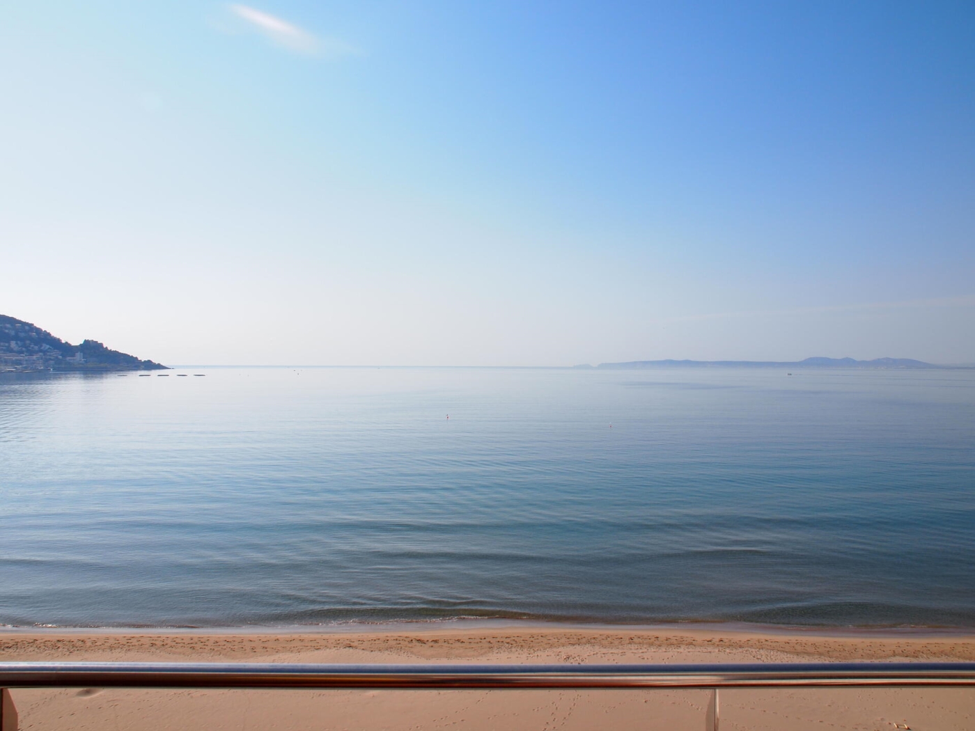 LA PLAGE 44B