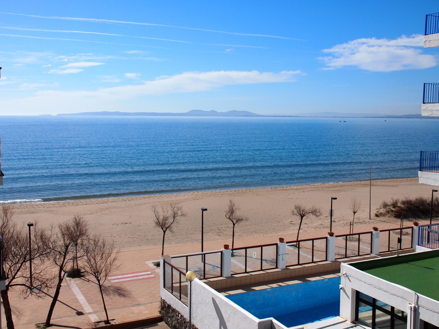 LA PLAGE 25B